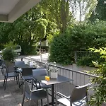 Viavelo House Am Seepark 3*
