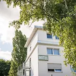 Viavelo House Am Seepark Hotel 3*