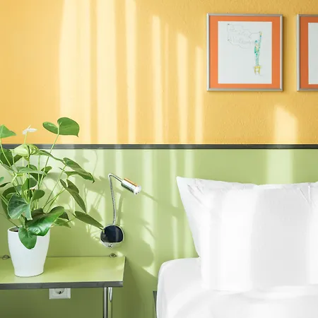 Viavelo House Am Seepark Hotel Freiburg im Breisgau