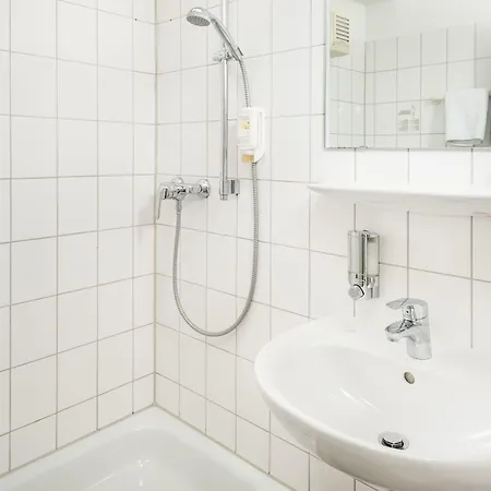 Hotel Viavelo Am Seepark 3*