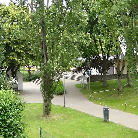 Отель Viavelo House Am Seepark