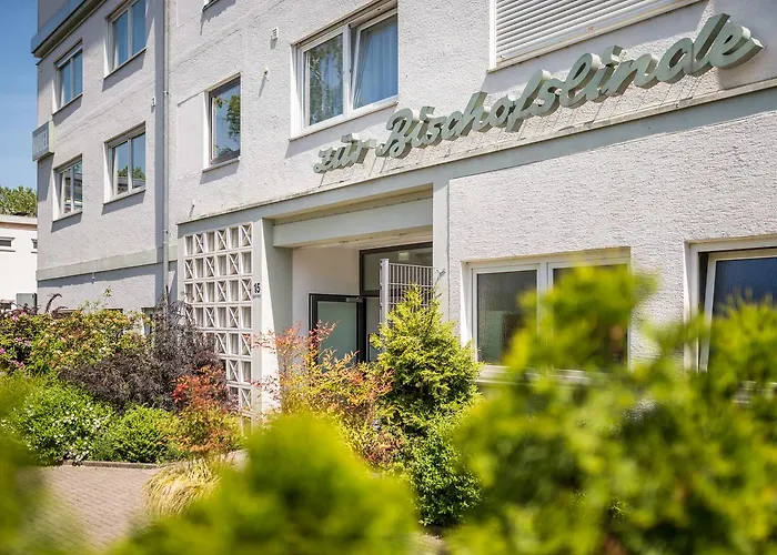 Viavelo House Am Seepark Hotel